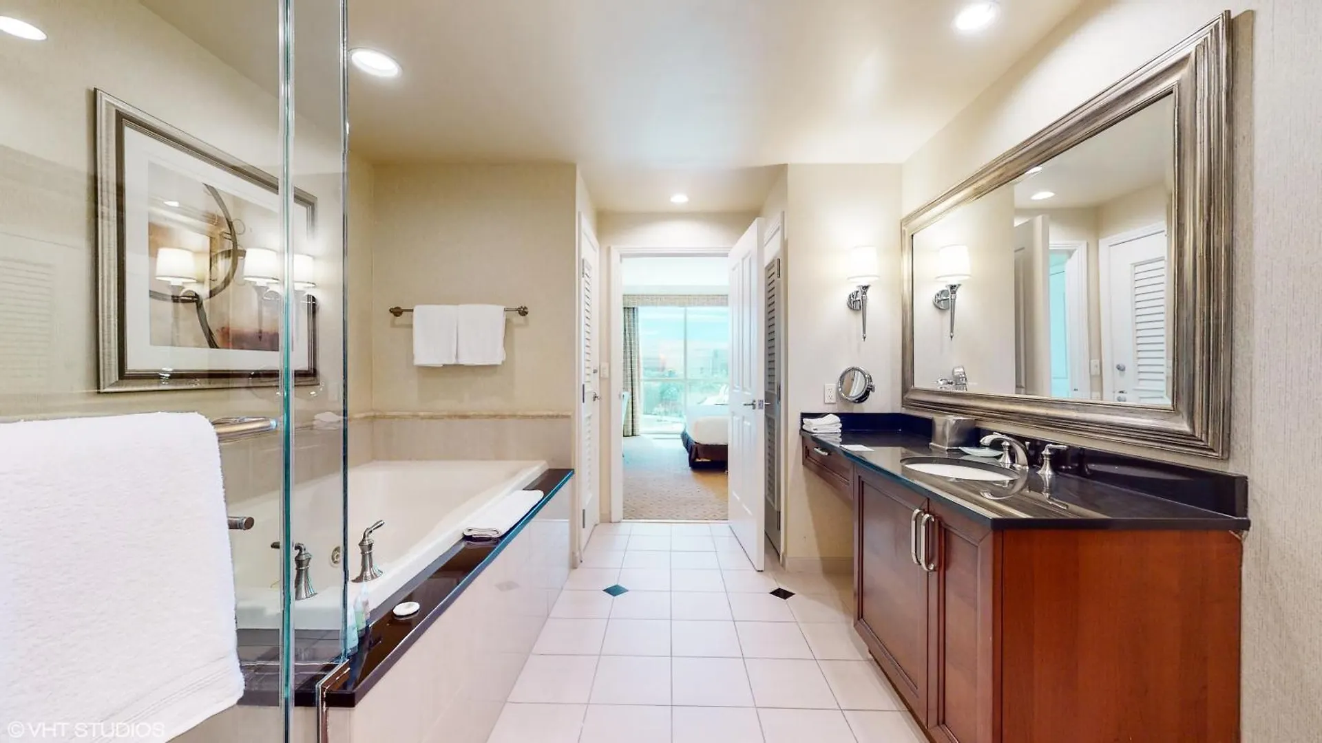 Lady Luck'S Vista - Private Balcony - Full Kitchen - Two Full Baths - Jetted Tub - Full Mgm Grand Resort Access W No Resort Fee At Mgm Signature Las Vegas 0*,